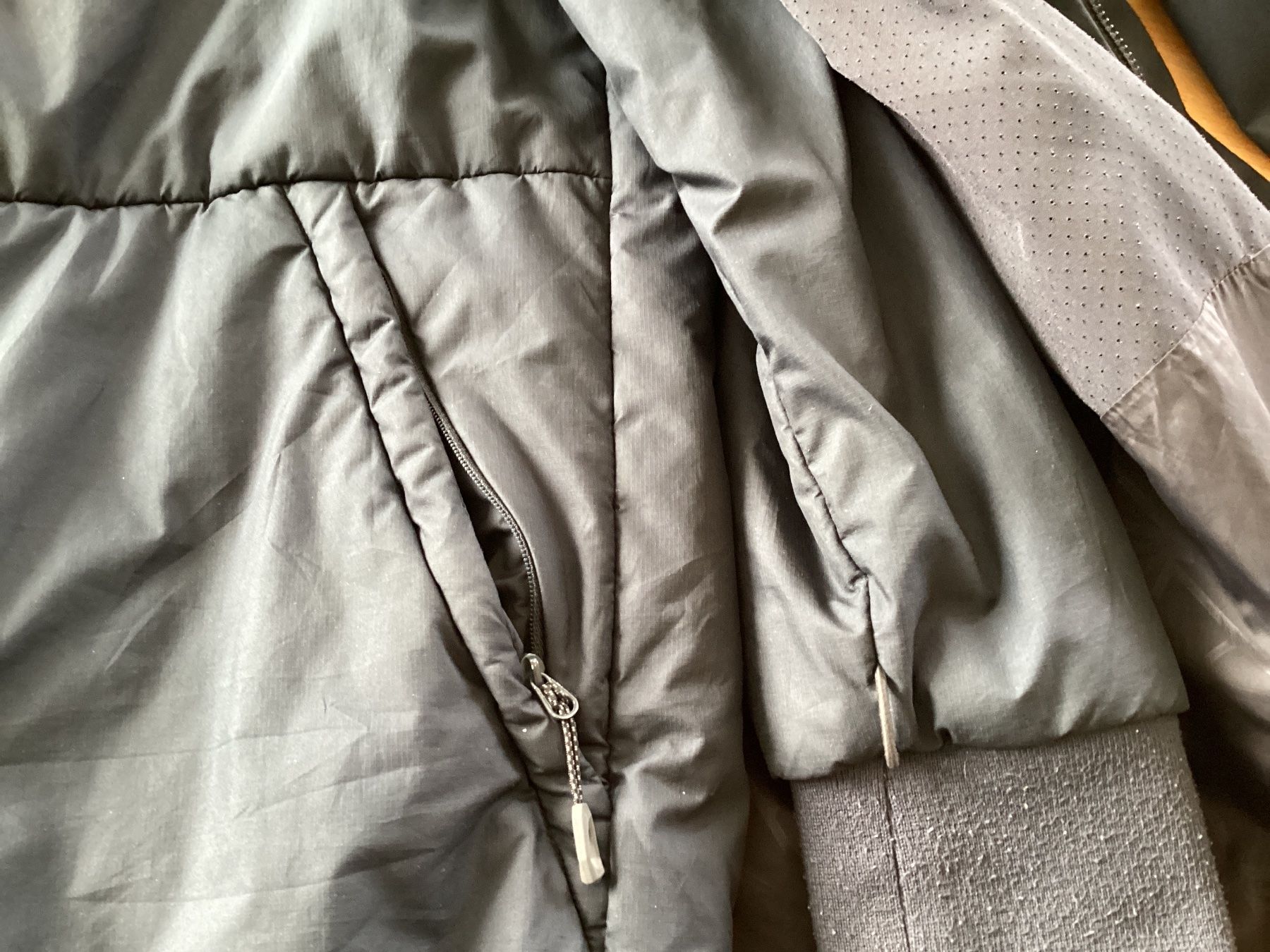 Mammut Giacche: Warme Jacke – Usato da Mettmenstetten venduto da karo54 1