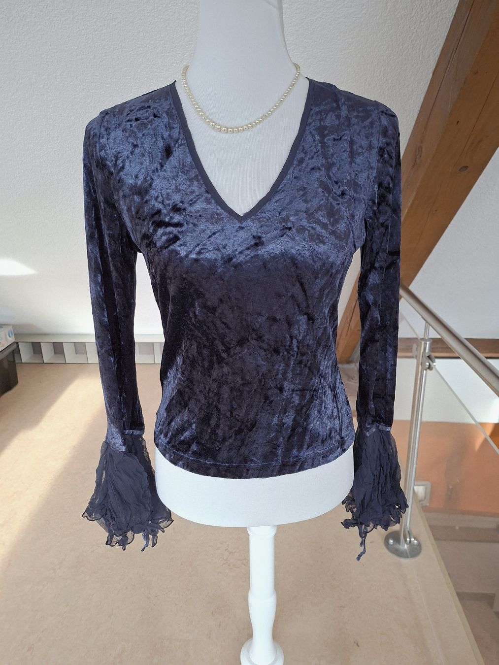 Boom Baba Camicette: Samtbluse, blau-lila, Grösse S/M, neu Boom Baba – Nuovo (secondo la descrizione) da Klingnau venduto da vollmond36