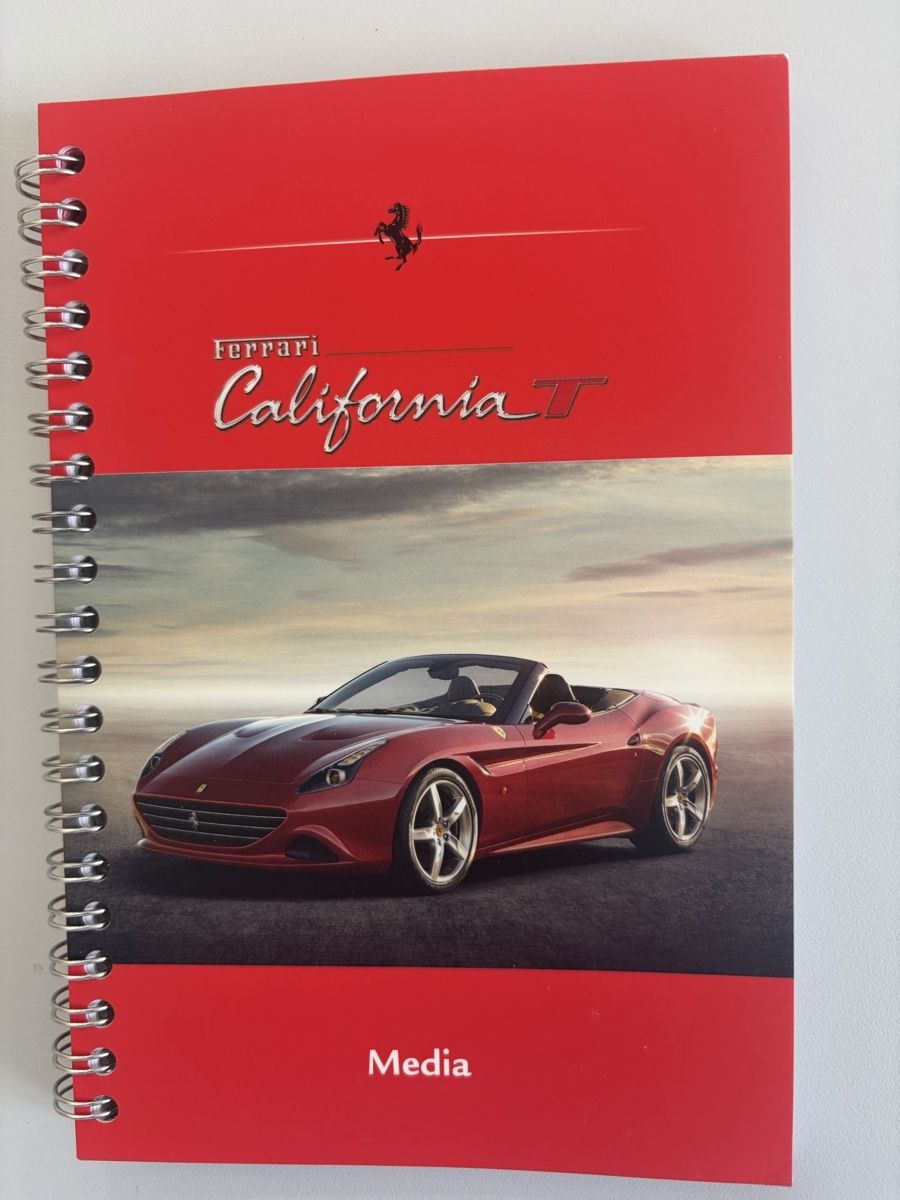 Ferrari Documenti: Ferrari California T Media Pressedossier – Usato da Gränichen venduto da Xbertone