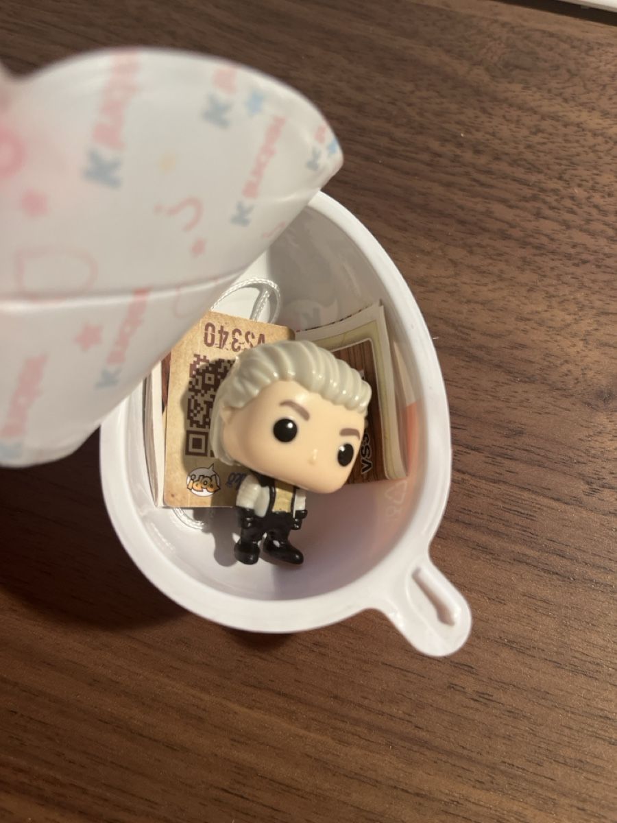 Funko Statuette: Kinder Joy Smoker – Nuovo (secondo la descrizione) da Zürich venduto da fol_nkb8