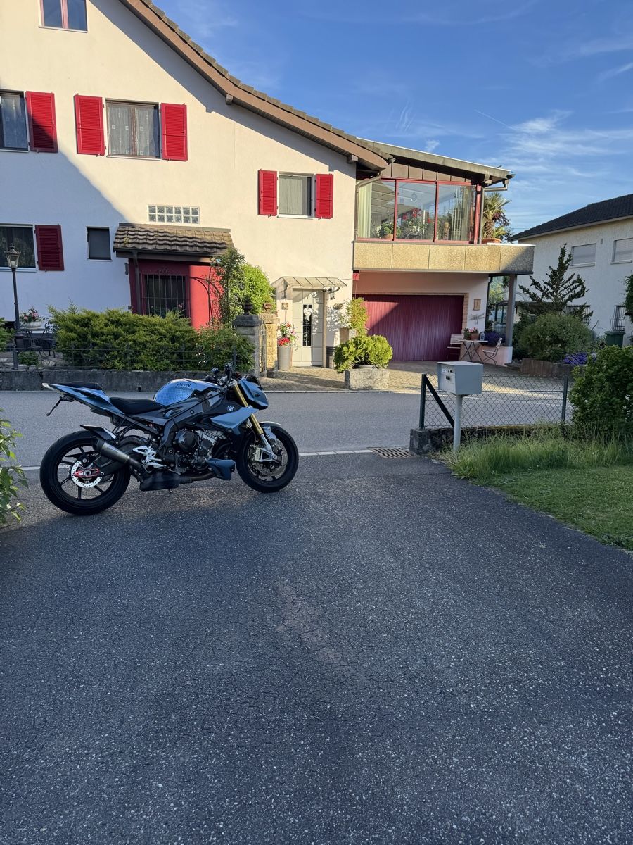 BMW Route: Bmw S1000R – D'occasion à Niedergösgen par Simon.svs 1