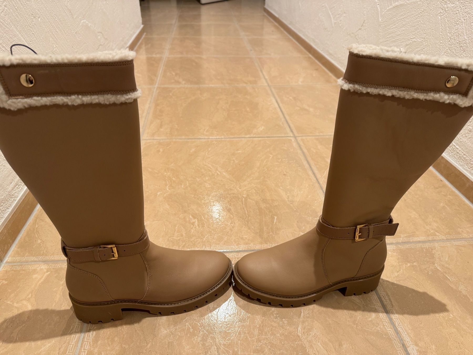 Damenschuhe: Anna Field neue Winterstiefel, 39 NP 65 Fr – Neu und originalverpackt aus Klingnau von Markus14