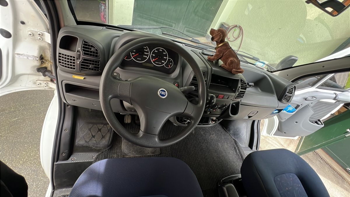Adria Veicoli da campeggio: Wohnmobil Camper Adria – Usato da Huttwil venduto da Retroscooters 5