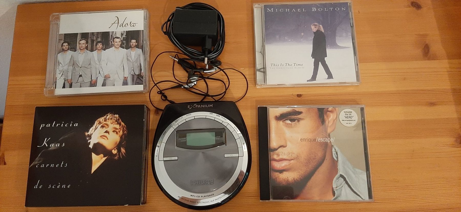 Philips Lettore multimediale portatile: Philips "Expanium" CD - MP3 Player mit 4 CD's zu verkaufen – Usato da Wiesendangen venduto da pau_56xn
