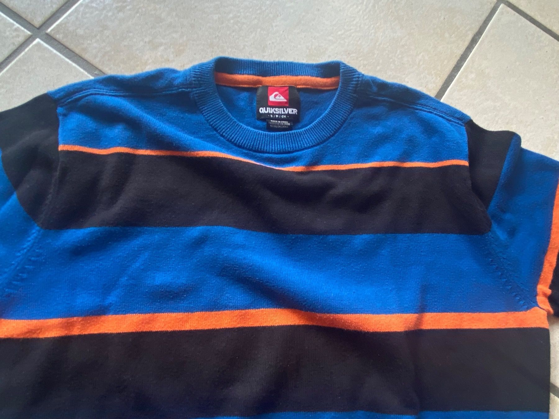 Quiksilver Pulls et sweat-shirts: QUICKSILVER S pulli – D'occasion à Orpund par Mary8972 9