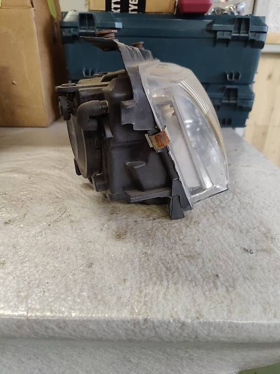 Fari: Scheinwerfer Passat 3B – Usato da Altdorf UR venduto da Gufler6460 3