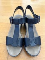 Clarks Sandalen, Leder, Gr. 39, wie neu