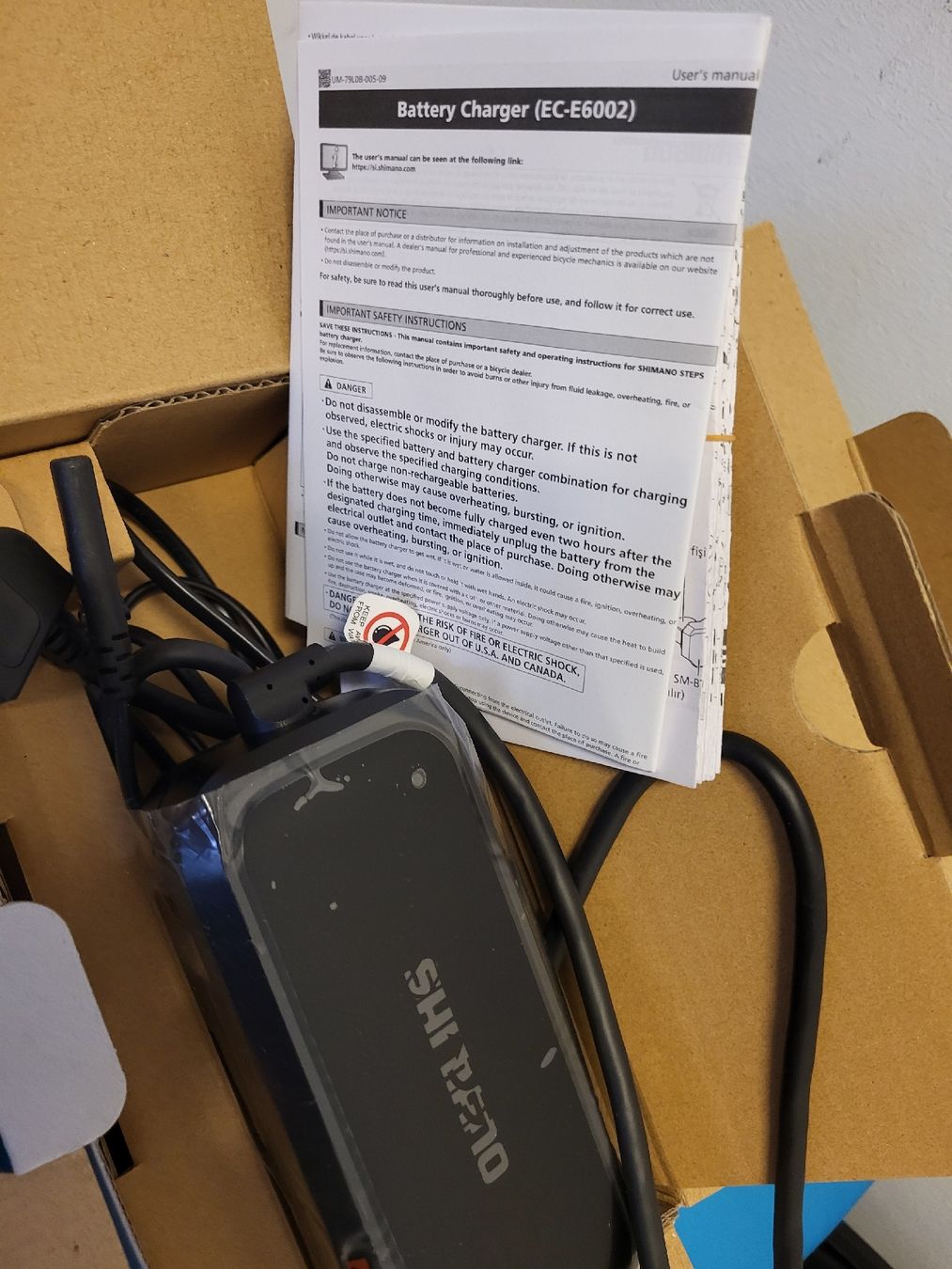 Shimano Ladegeräte: chargeur Shimano Steps EC-E6002 Neuf – Neu und originalverpackt aus Buttes von yukichan2010 2