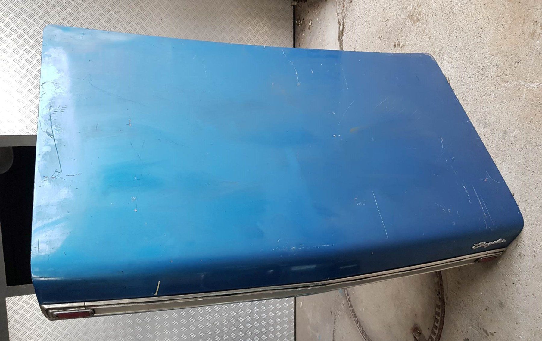 Chrysler Tutti pezzi di ricambio auto: Heckdeckel Chrysler Valiant – Usato da Niedergösgen venduto da usc_8qc6 2