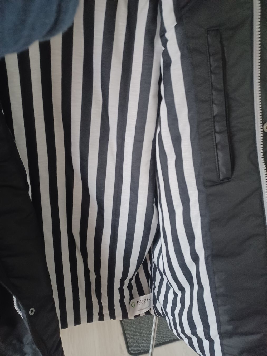 Giacche: Männer Jacke mit Kapuze – Usato da Subingen venduto da np9_by2s 3