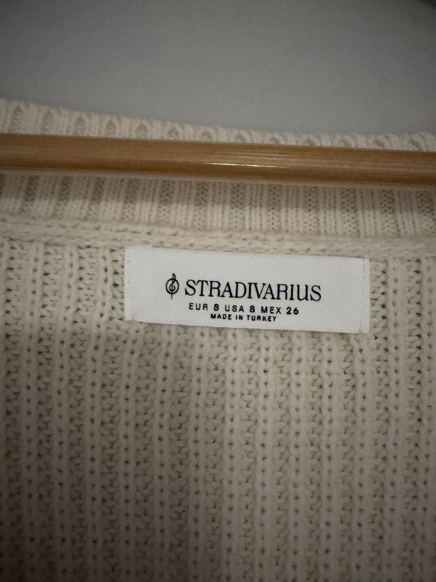 Giacche: Cardigan Stradivarius – Usato da Henau venduto da martina_1998 2