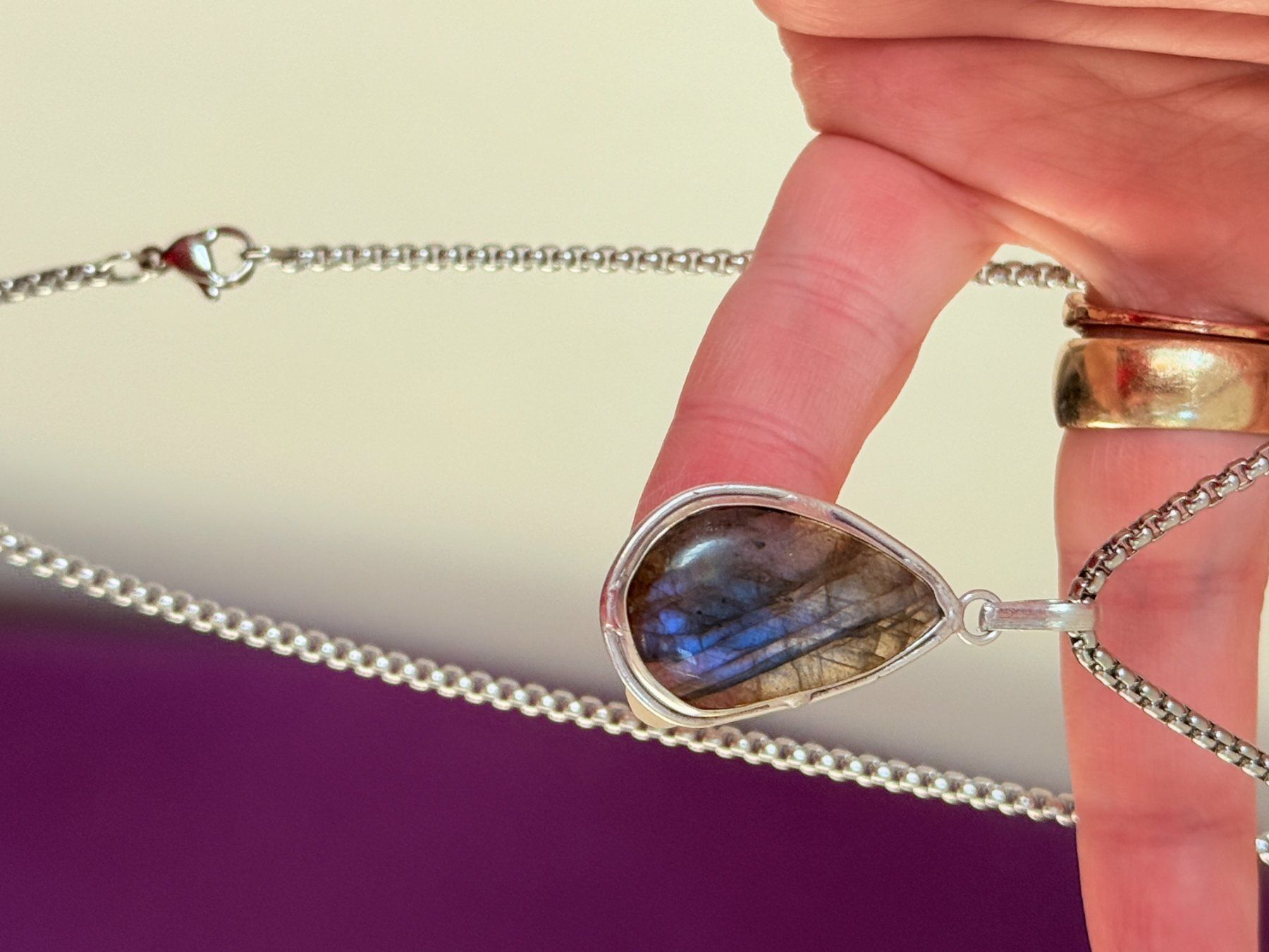 Catenine: Collier élégant avec Labradorite véritable, neuf! – Nuovo e nell'imballaggio originale da Genève venduto da AGBERG 3