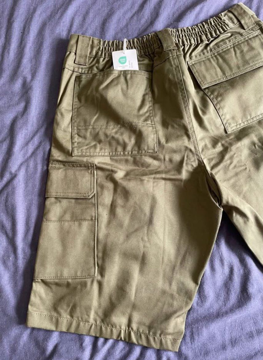 Pantaloni: Arbeitsshorts - Hosen für Herren – Nuovo e nell'imballaggio originale da Zürich venduto da valevare 5