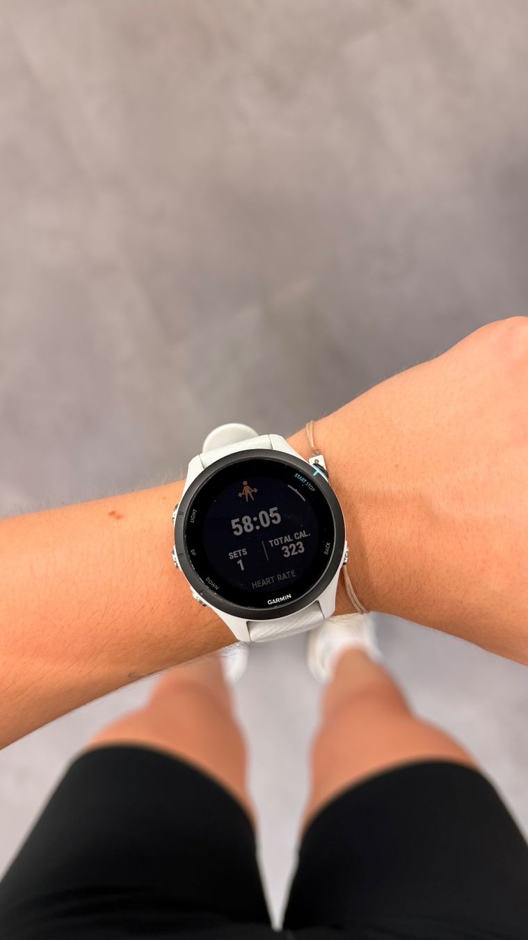 Garmin Smartwatch: Garmin Forerunner 255s – Gebraucht aus Zürich von ana_wnx8 1
