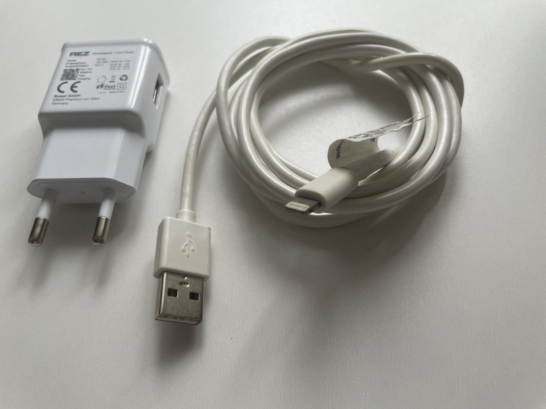 Apple Portables: iPhone 12, 128GB blau – D'occasion à Freienbach par hbo_dyx2 4