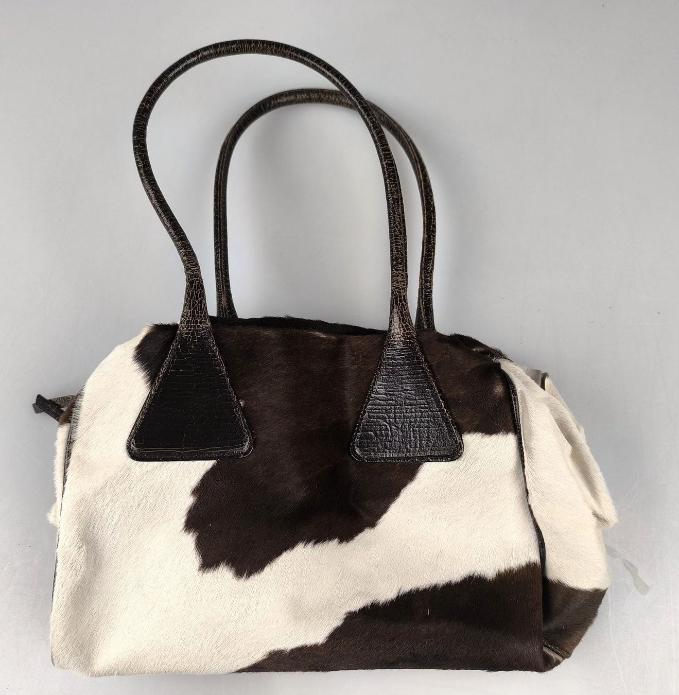 Miu Miu Sacs femmes: Miu Miu Handtasche Kuhfell – D'occasion à Rüti ZH par Restwert_Rueti_ZH
