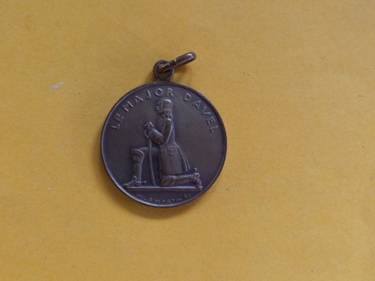 Médailles: Médaille ancienne en bronze Major Davel, 1923 – D'occasion à Rossens FR par Souris1
