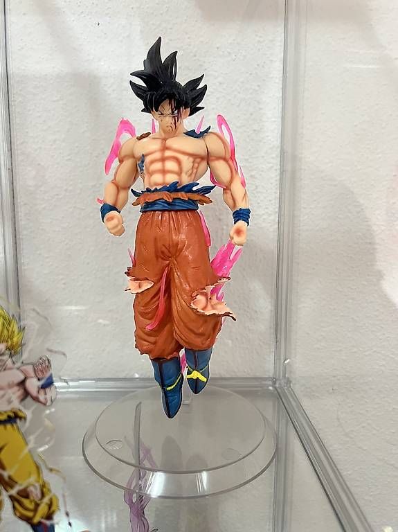Figurines: Figure anime  – D'occasion à Lugano par -Utente-