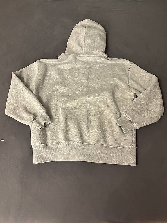 H&M Pullover & Sweatshirts: Grauer Pullover – Gebraucht aus Lenk im Simmental von niczbaeren 1