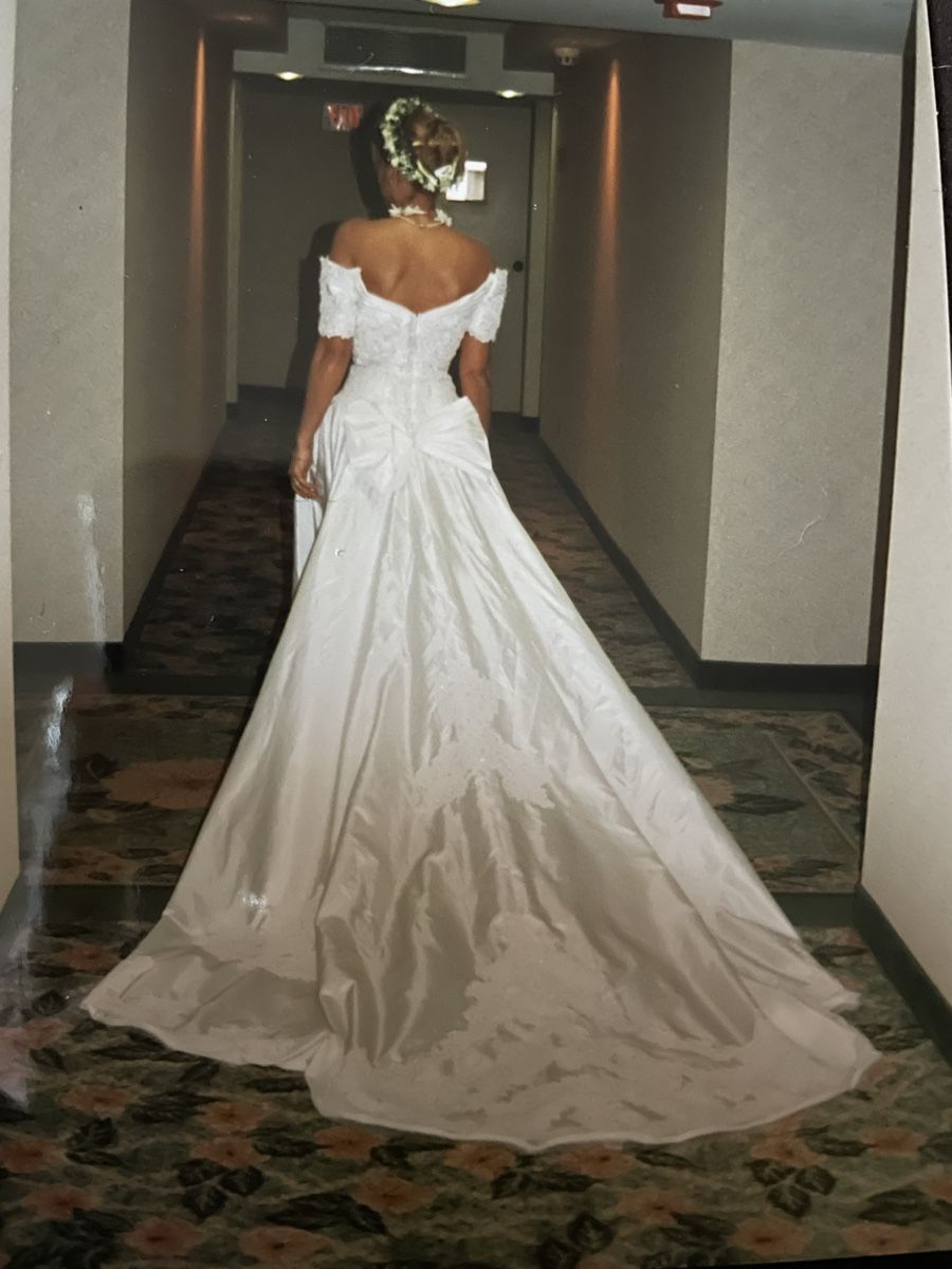 Vestiti: Robe de mariée – Nuovo (secondo la descrizione) da Rennaz venduto da Loraccar