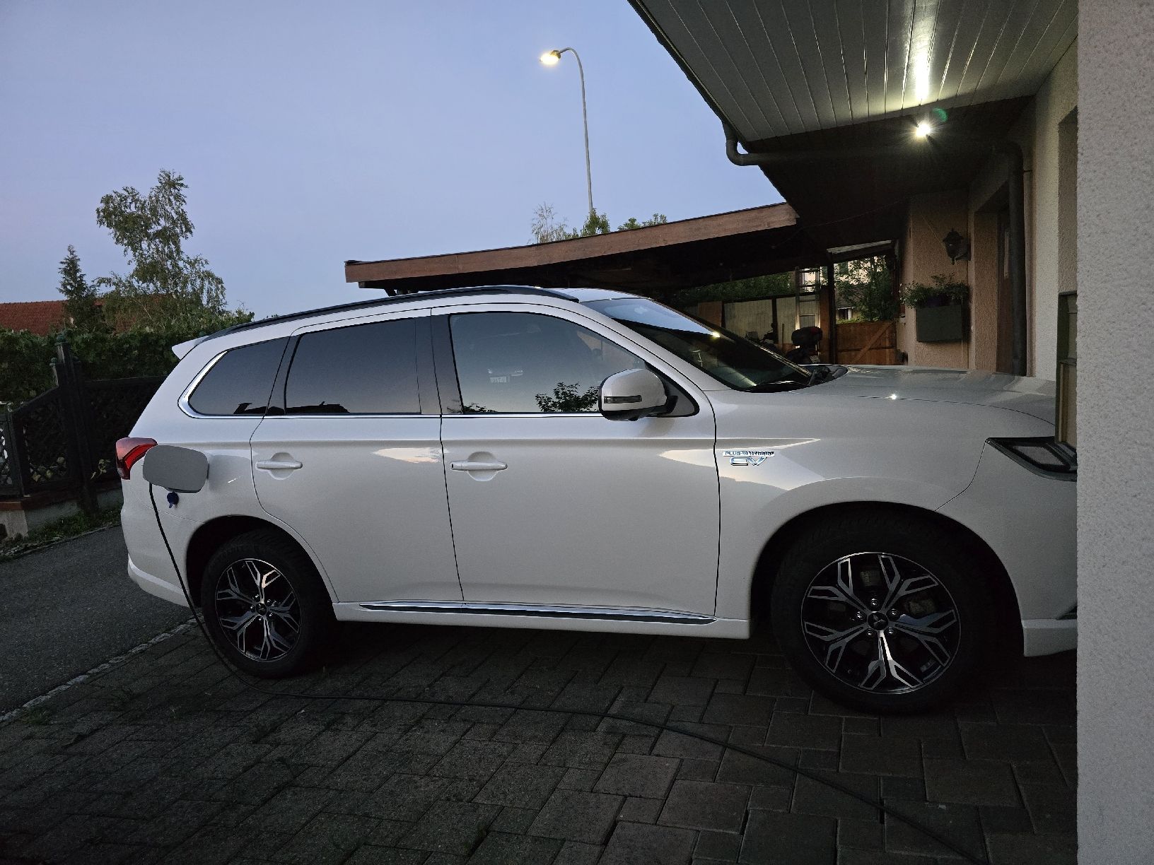 Mitsubishi Automobili: MITSUBISHI Outlander PHEV Diamond S-Edition – Usato da Istighofen venduto da ECTO-1