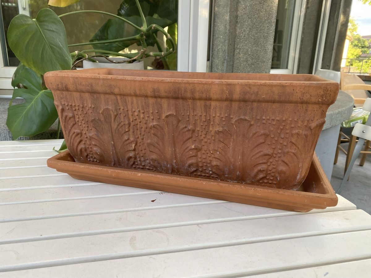 Pots de fleurs: Terracotta balcony planter and holders – D'occasion à Zürich par ico_9ych 4