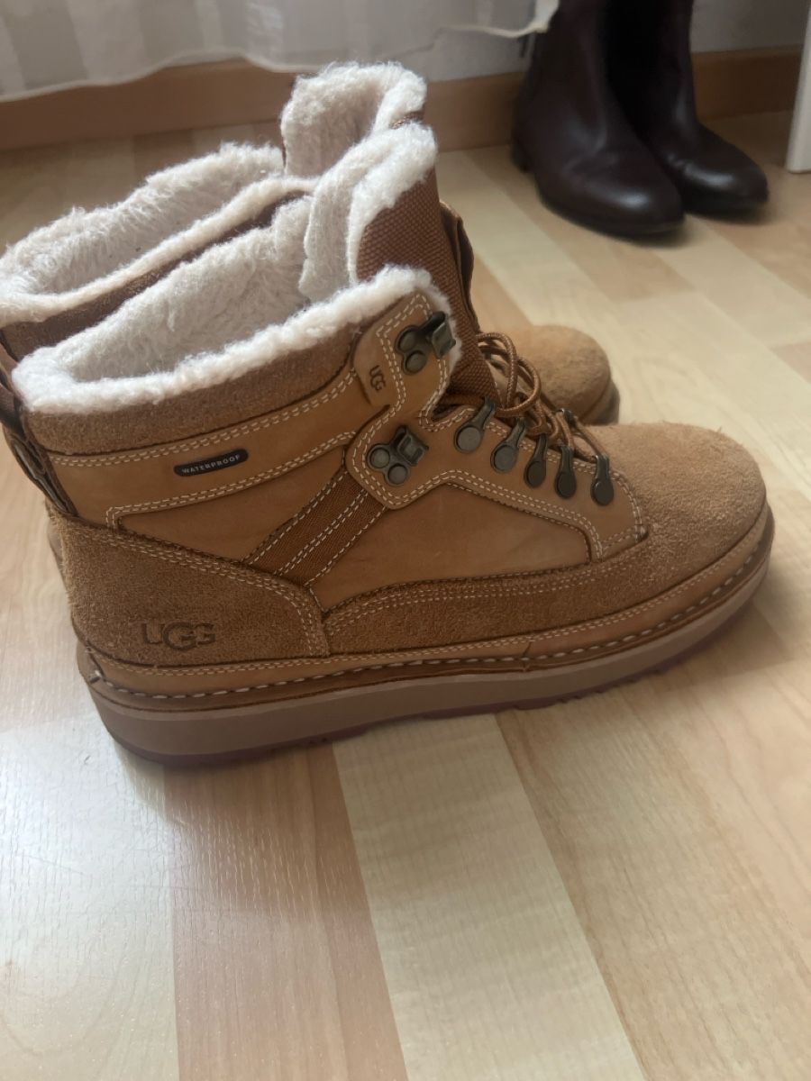 Ugg Herrenschuhe: UGG Boots Gr.42 Winterboots, – Gebraucht aus Olten von AtelierSecondhand23