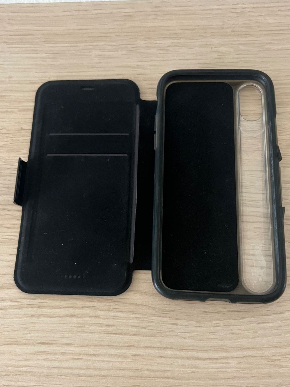 Cover & Protezioni schermo: Case für iPhone XS, schwarz – Usato da Dübendorf venduto da Charlie03