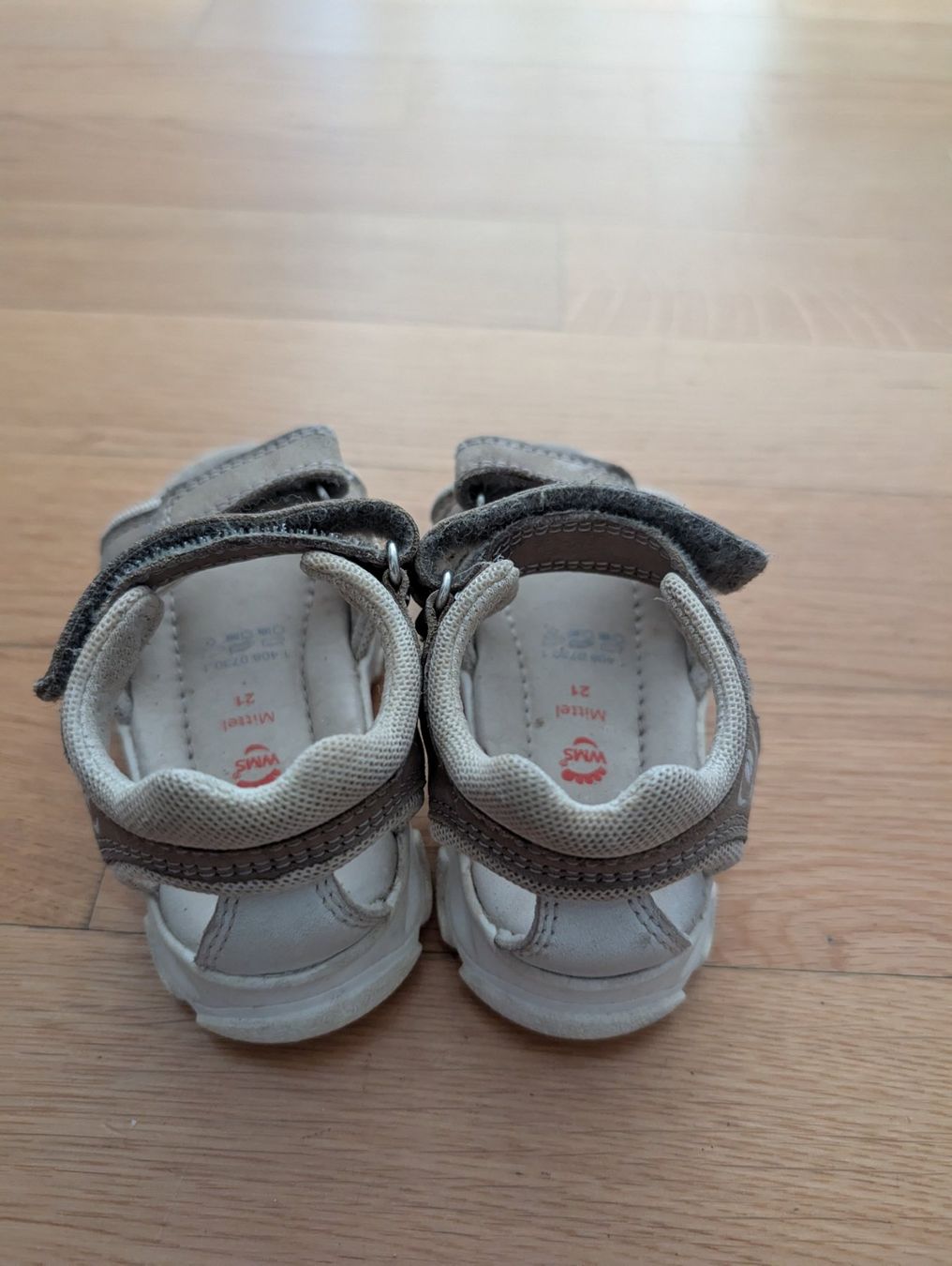Elefanten Scarpe per ragazzi: Gebrauchte Elefanten Sandalen, Grösse 21 – Usato da Zug venduto da sunshinestateofmind 3