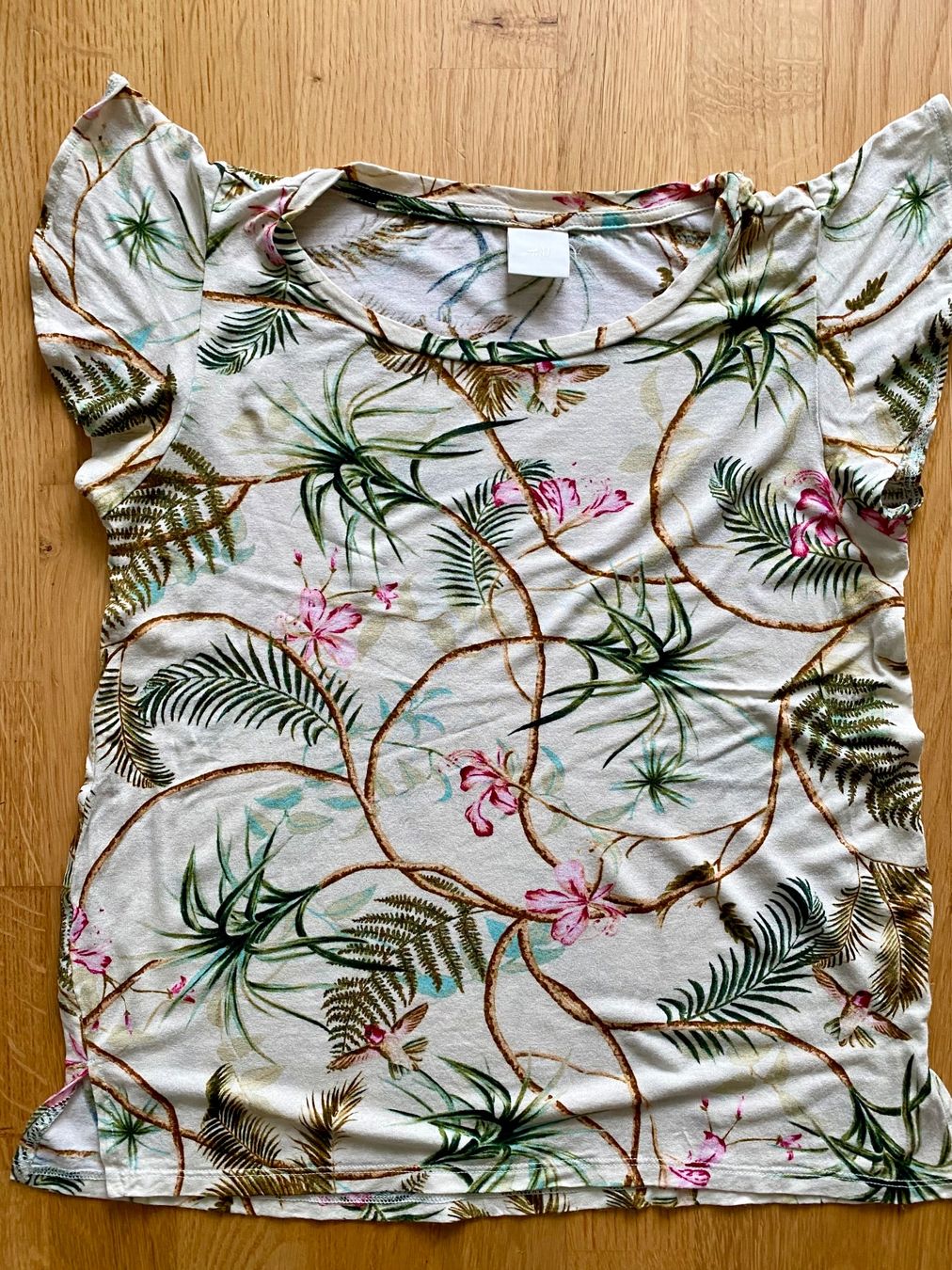 H&M T-shirt: H&M T-Shirt – Nuovo (secondo la descrizione) da Zollikofen venduto da AureusManus