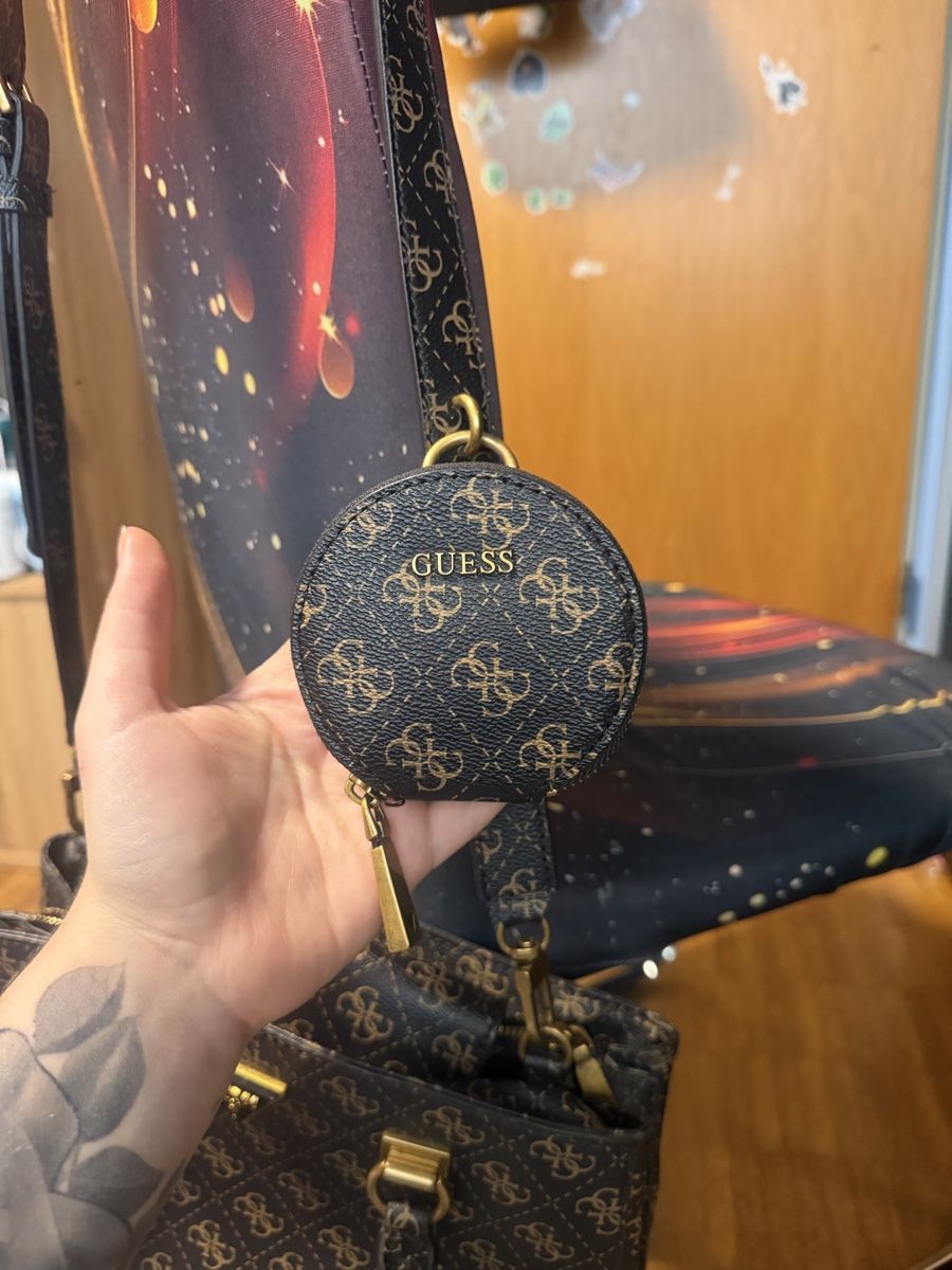 Guess Borse da donna: Borsa Guess – Nuovo (secondo la descrizione) da Cresciano venduto da jen_hjh8 1