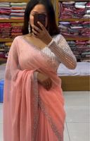 Wunderschönes, neues Bollywood Saree