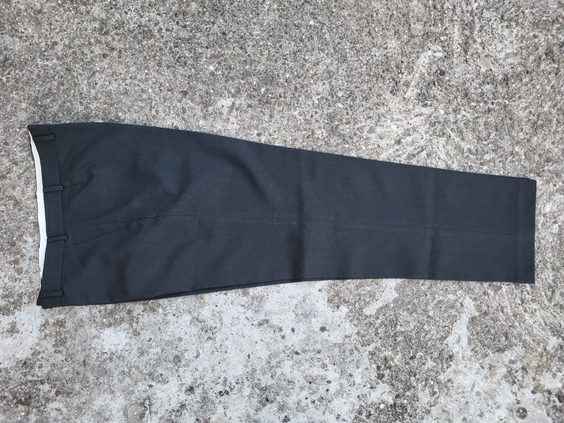 Pantaloni: Stoffhose mit Viskose – Usato da Dorf venduto da Mischa2010 1