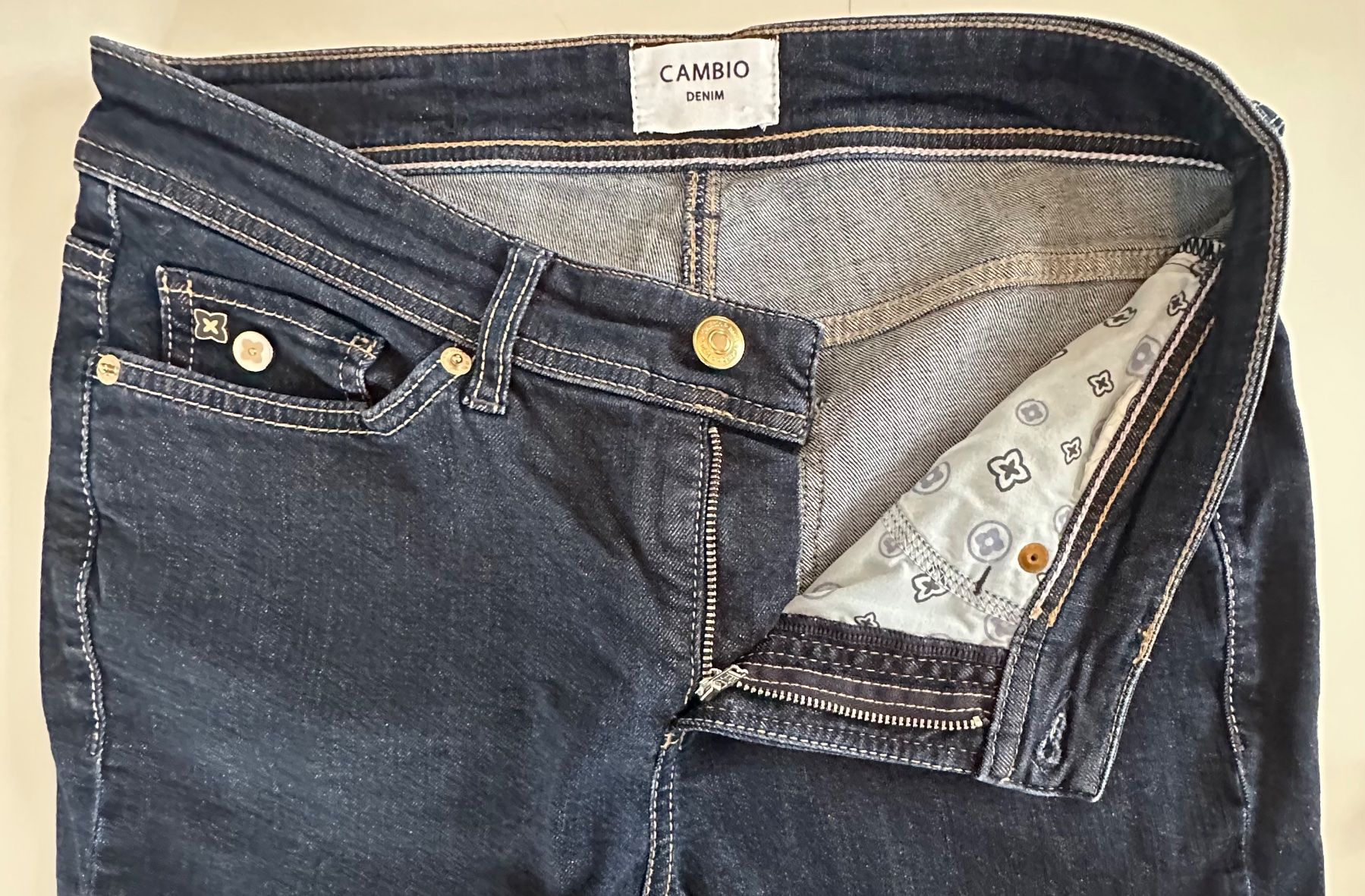 Cambio Jeans: Cambio Jeans Hose Damen 34 – Gebraucht aus Liestal von Ballybs 4
