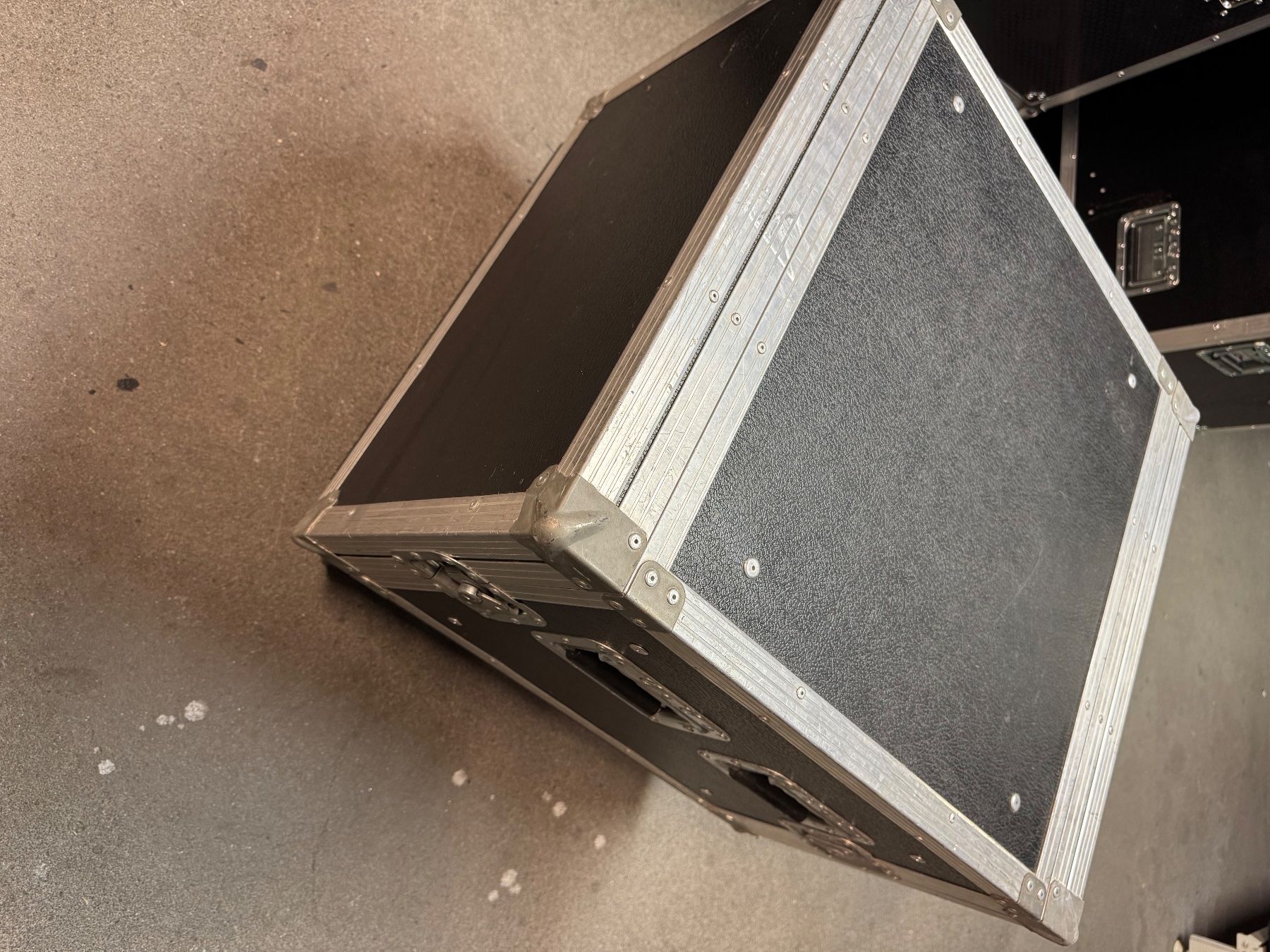 Supporti a parete: AMP Rack 19'' 6HE – Usato da Oberdorf NW venduto da AndotechnicsGmbH