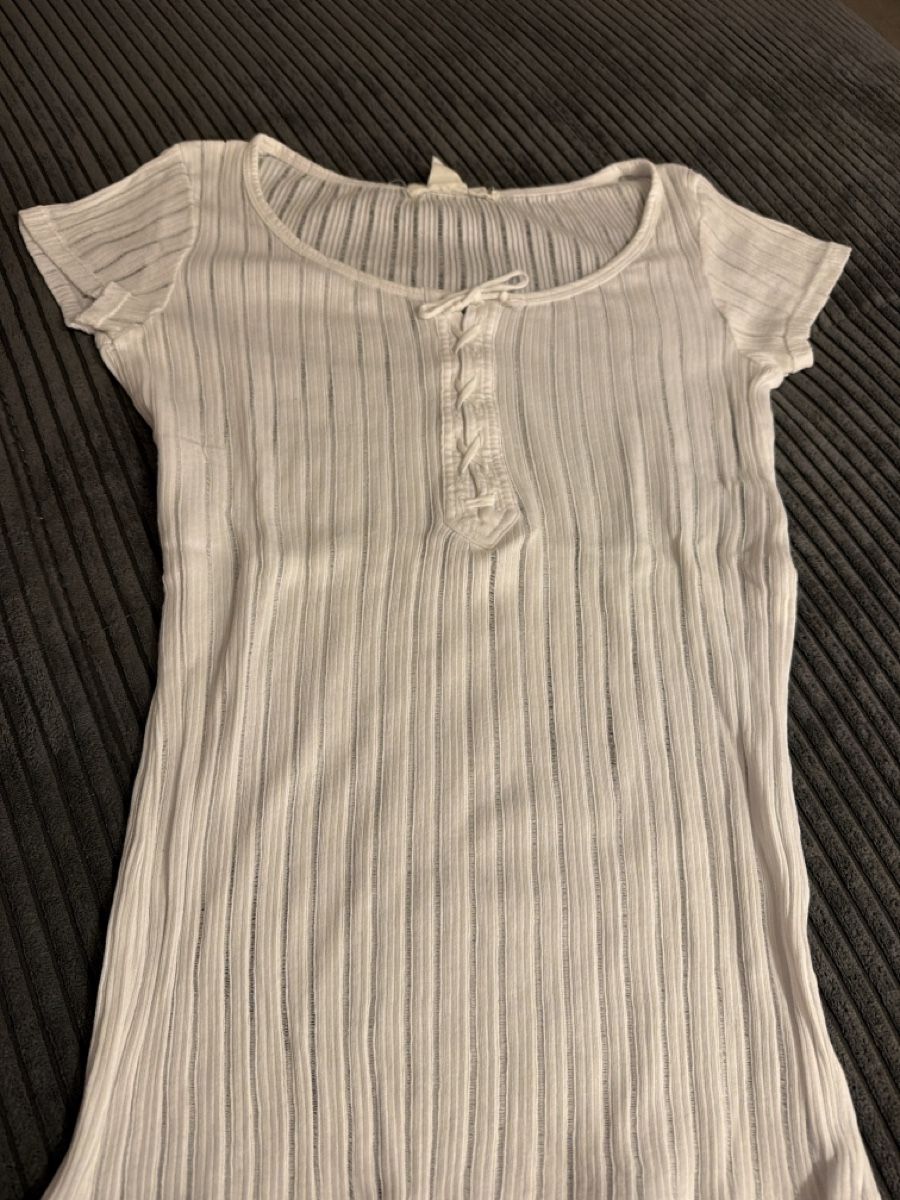 H&M T-Shirts: T-Shirt, Größe S – Gebraucht aus Wahlen b. Laufen von Salome7