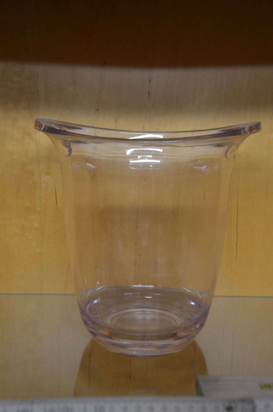 Contenitori & Simili: RECIPIENT FUR FLASCHE – Usato da Chiasso venduto da Dolly015