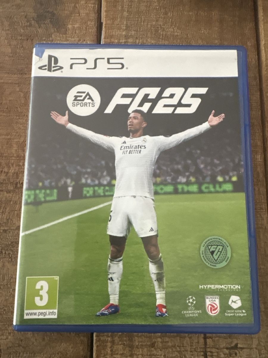 Giochi: FC25 PS5 – Usato da Zürich venduto da lady_nika