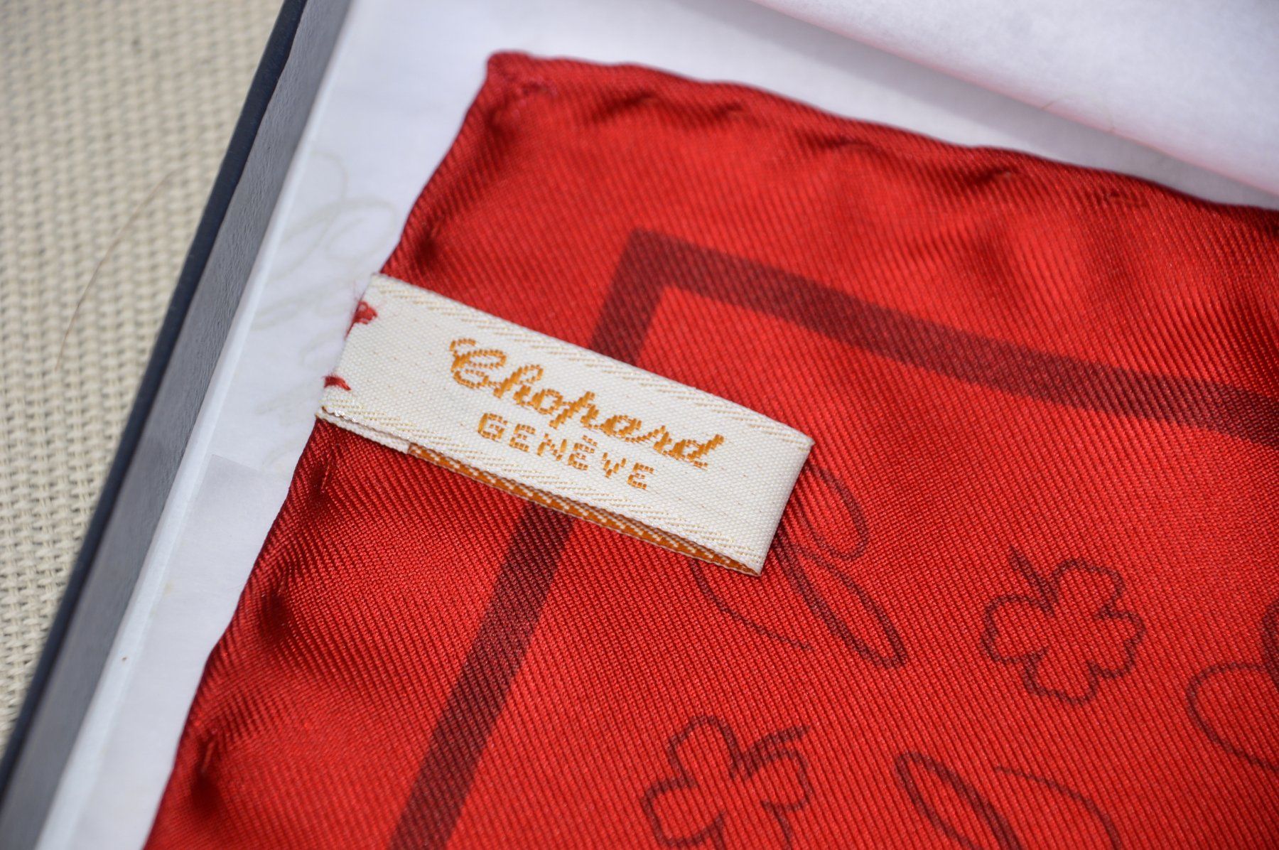 Chopard Foulard & Sciarpe: Seidentuch / Foulard en soie Chopard – Nuovo e nell'imballaggio originale da Collonges venduto da arashee 2