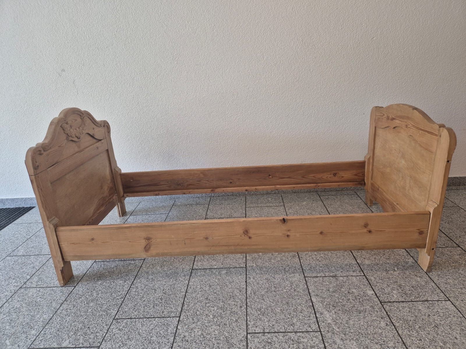 Betten: massives Holzbett – Gebraucht aus Zürich von cri_r5b7 4