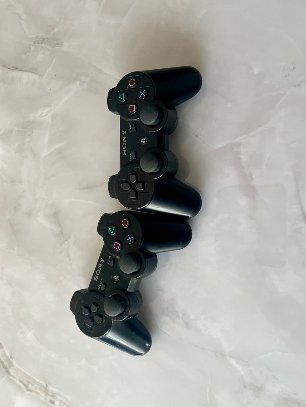 Sony Manettes: 2 stk. PS3 Controllern – D'occasion à Zürich par T.E.B 1