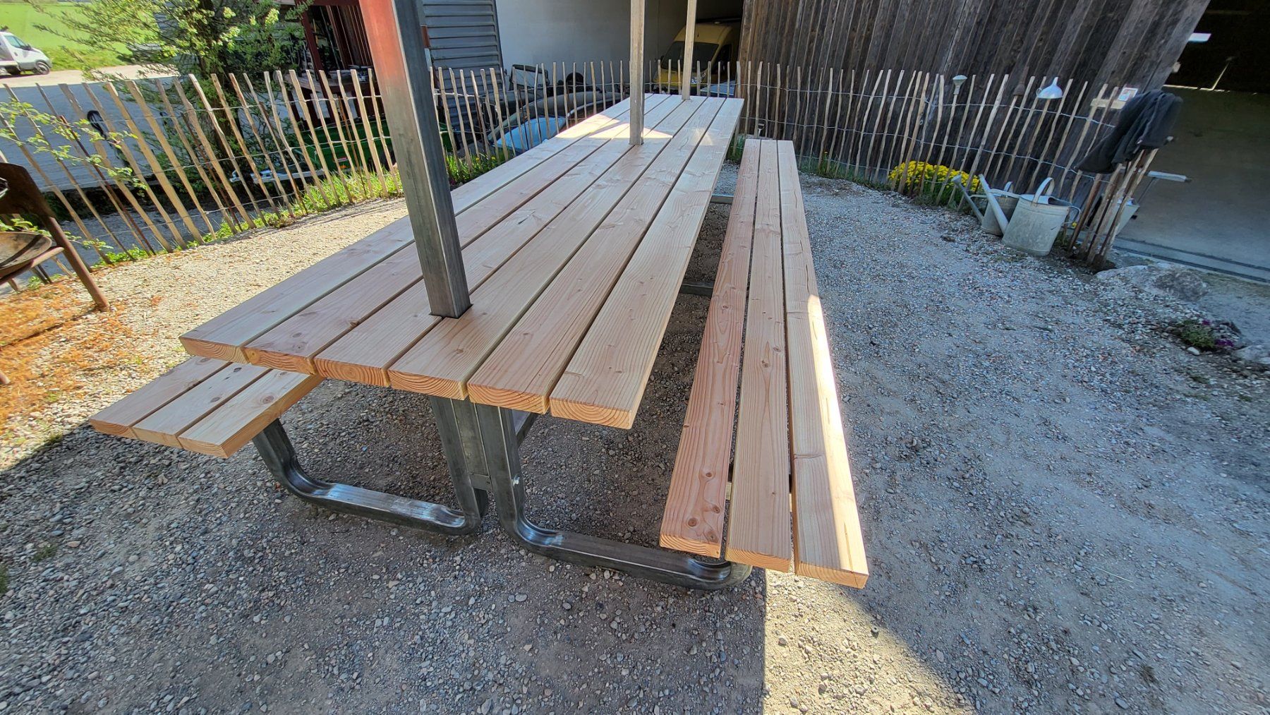 Tavoli: Gartentisch mit Dach – Nuovo (secondo la descrizione) da Engwilen venduto da faehig 5