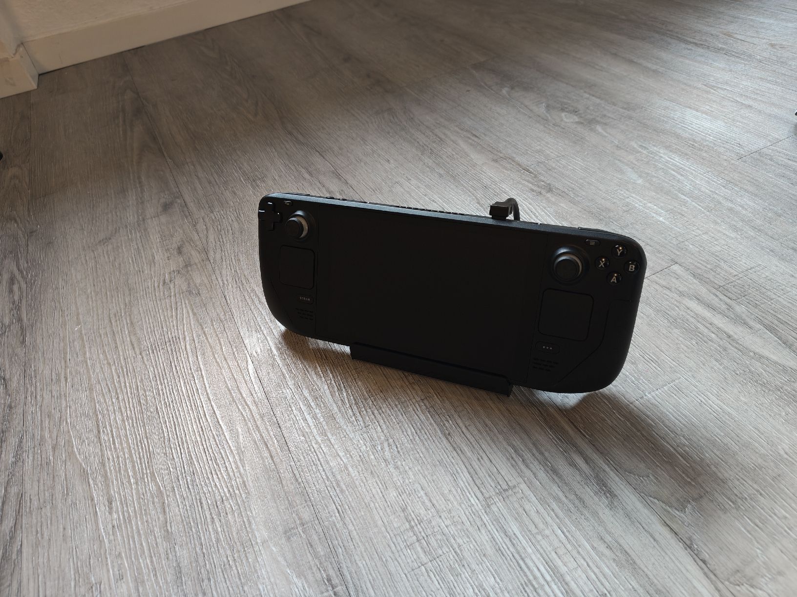 Valve Konsolen: Steam Deck 1 TB SSD + Dockingstation  Preis VB – Gebraucht aus Biel-Benken BL von Atlon 5