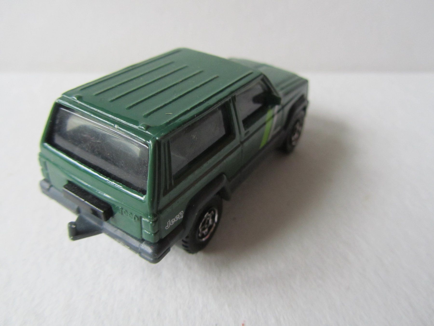Matchbox Modellini d'auto: Jeep Cherokee, Matchbox Thailand – Usato da Weiningen ZH venduto da dietsch57 3
