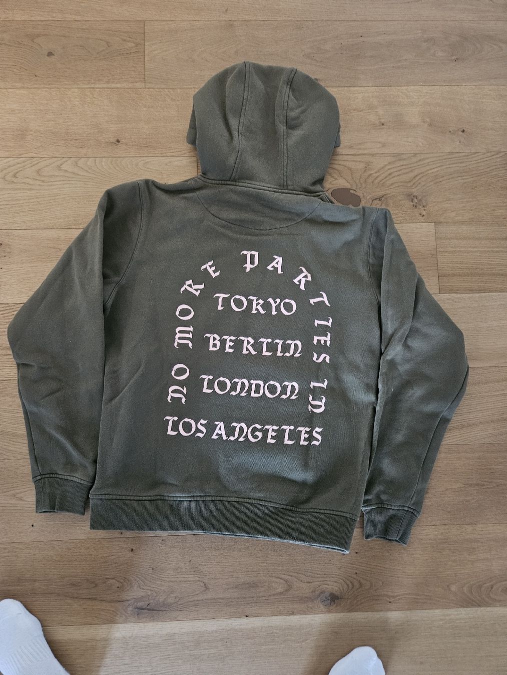 Pullover & Sweatshirts: Hoody – Gebraucht aus Ostermundigen von Msmash 1