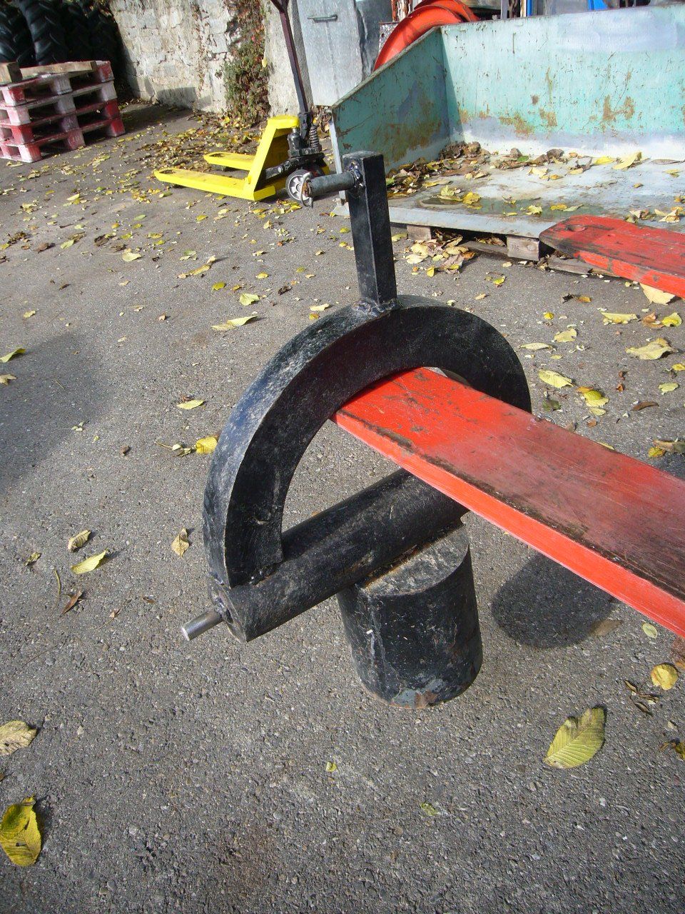 Trattori: Traktor Heck/Front-Gewicht  140kg – Usato da Matzingen venduto da Traktorenreich 1
