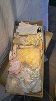 Lot de mercerie vintage: dentelle, rubans, appliqués floraux