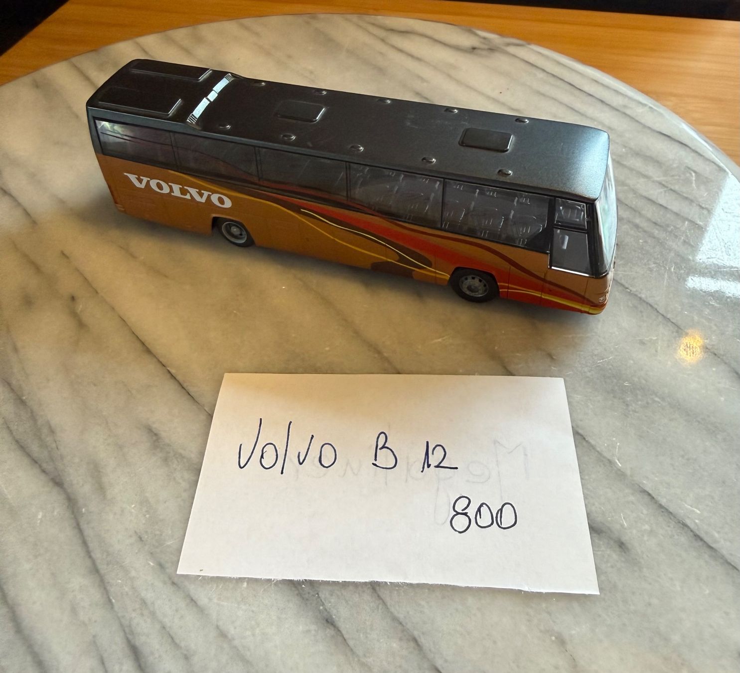 Rietze Kit di modellismo & Modellini statici: Autobus miniature  Volvo B 12 800 – Nuovo (secondo la descrizione) da Charmey (Gruyère) venduto da Schimmelblau 1