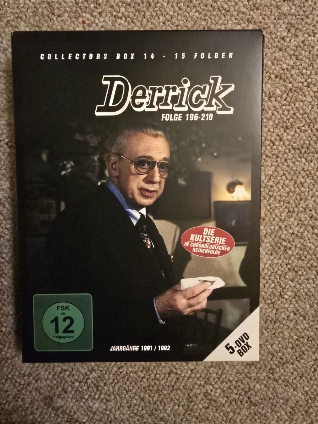 Tutti i DVDs: 13 DVD-S Derrick  – Usato da Zürich venduto da Ricki25 1
