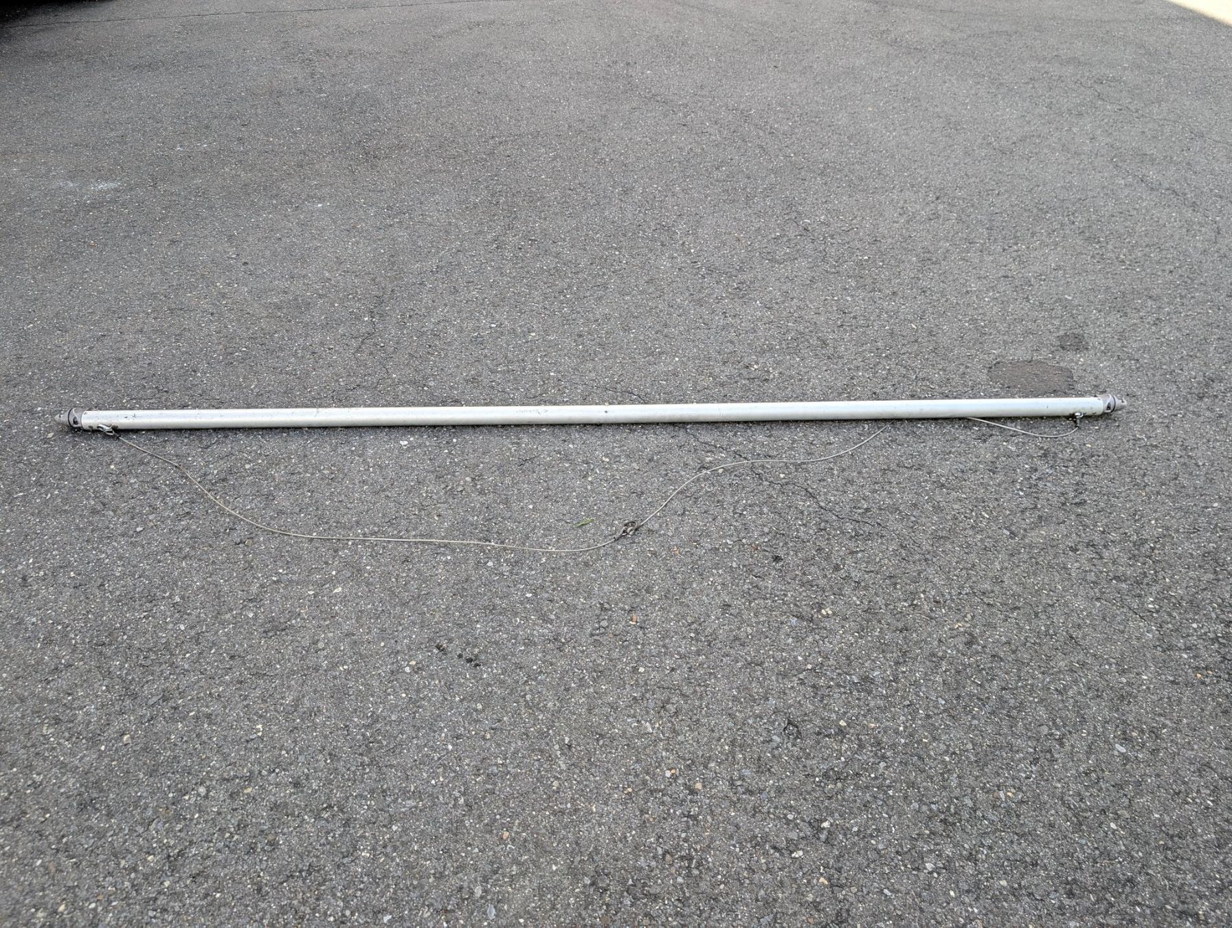 Autres: Spinnackerbaum 290 cm – D'occasion à Thalwil par Tgatga